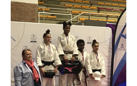 Encore un Podium pour les Filles !