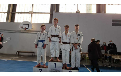 Arthur et Tom en Argent au championnat 92 espoir 1ère année Cadets 